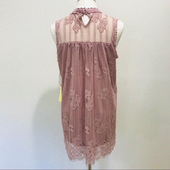 🆕 Boho Mauve Lace Tank Plus - Picture 3 of 13